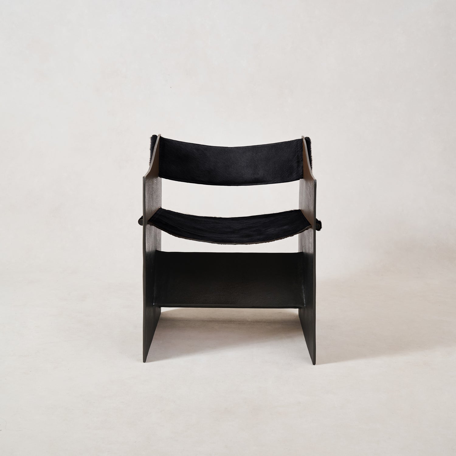 Ingresso Accent Chair - Modern Aluminum Frame with Italian Flair