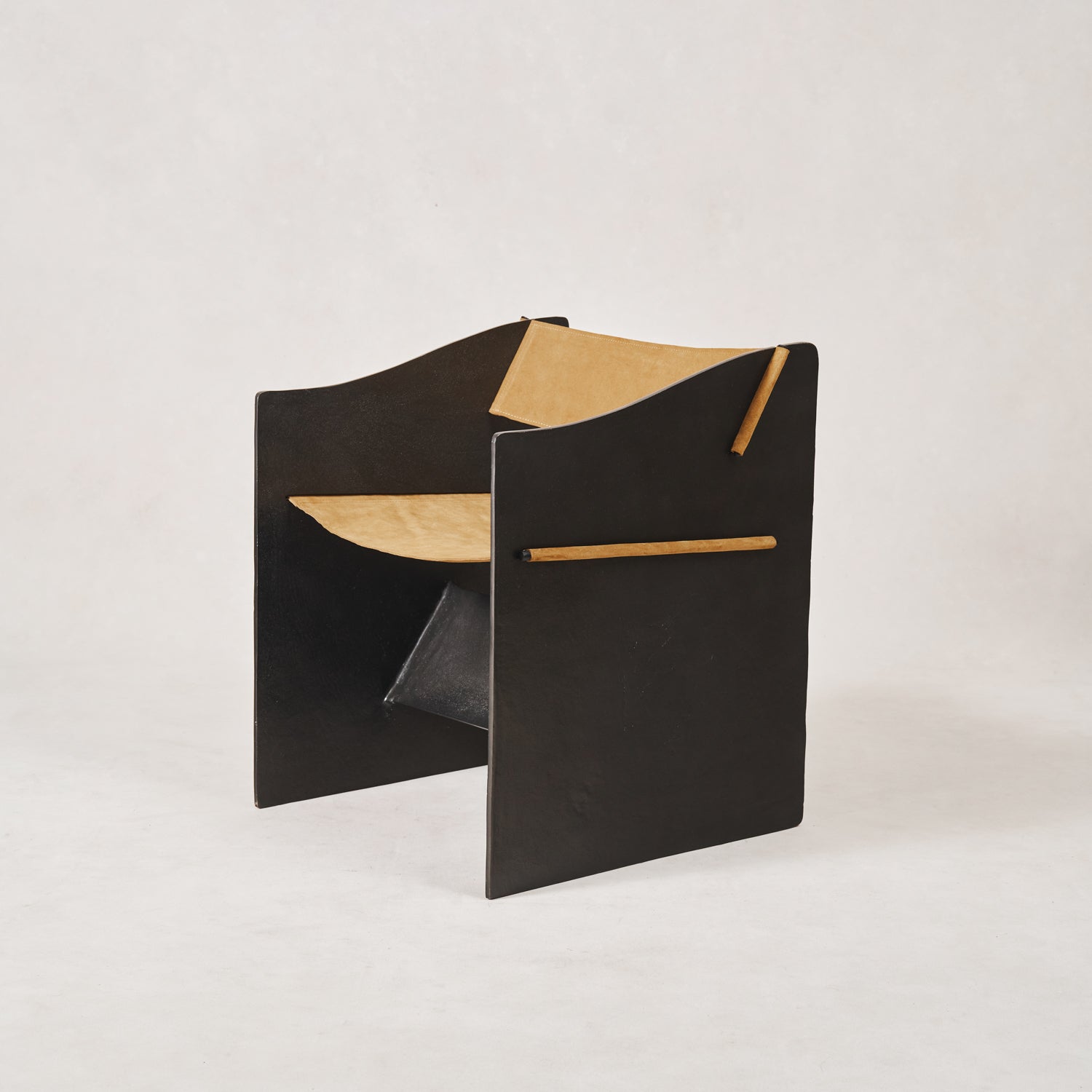 Ingresso Accent Chair - Modern Aluminum Frame with Italian Flair