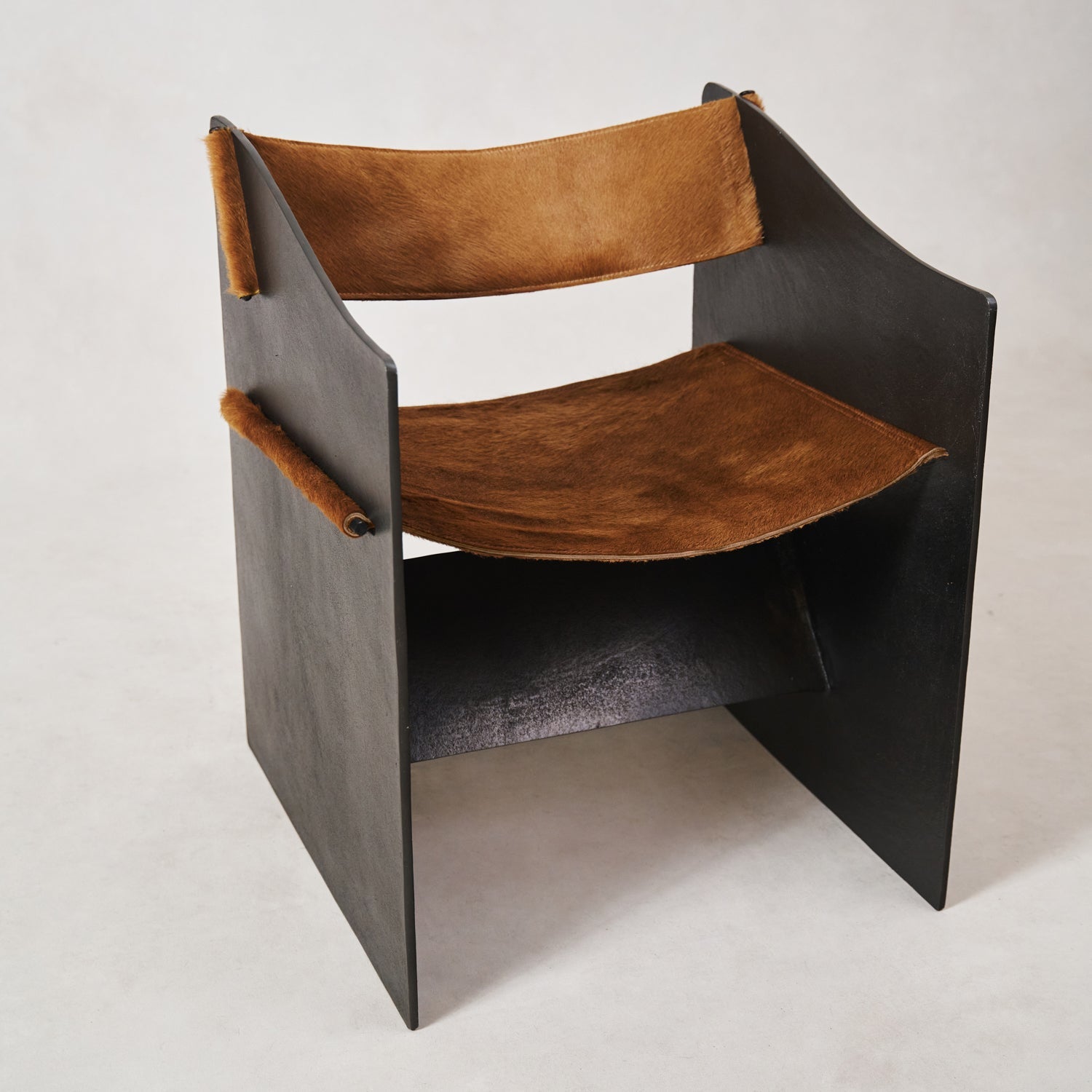 Ingresso Accent Chair - Modern Aluminum Frame with Italian Flair