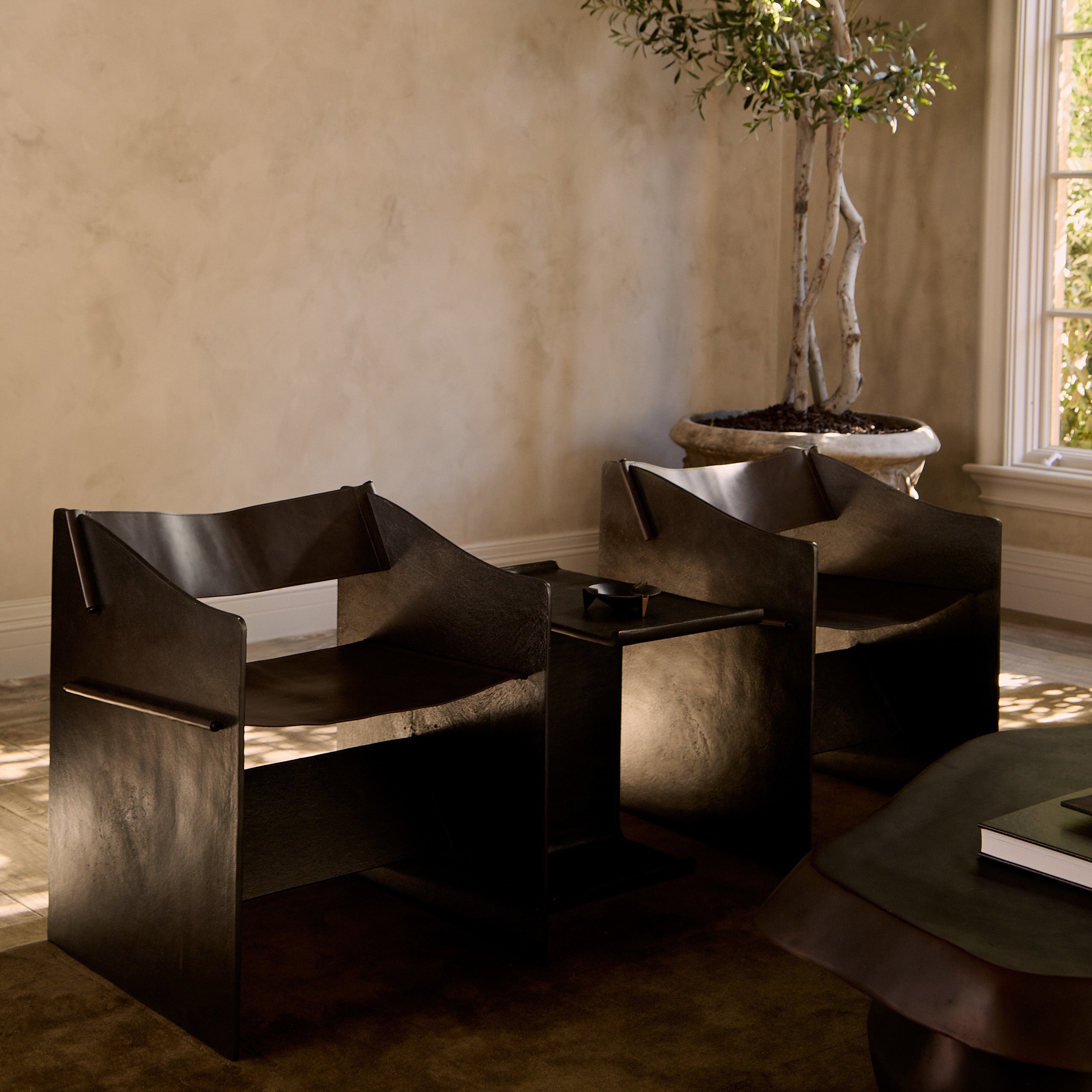 Ingresso Accent Chair - Modern Aluminum Frame with Italian Flair