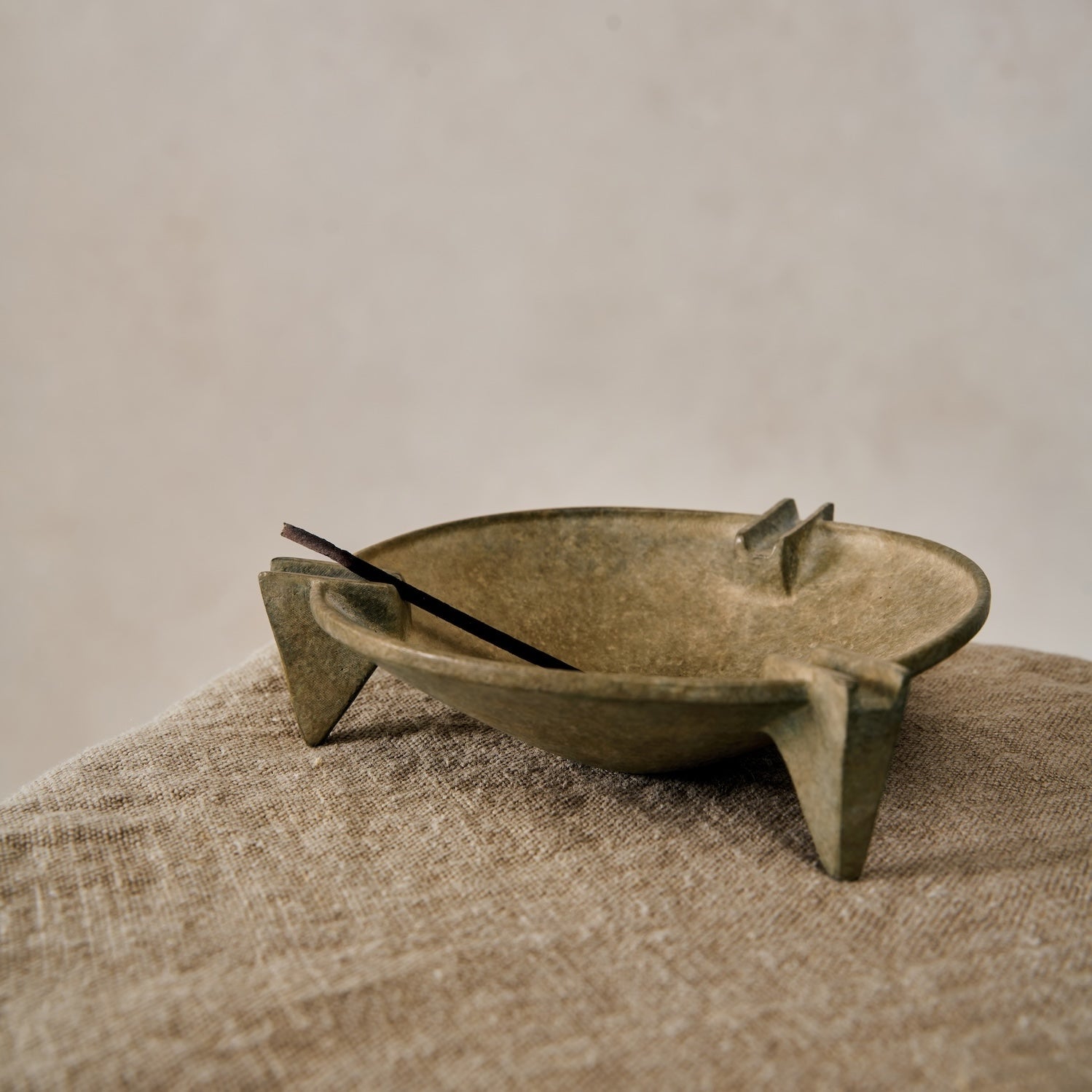 Elegant Milan Stone Ashtray - Vintage Brass Decor Accent