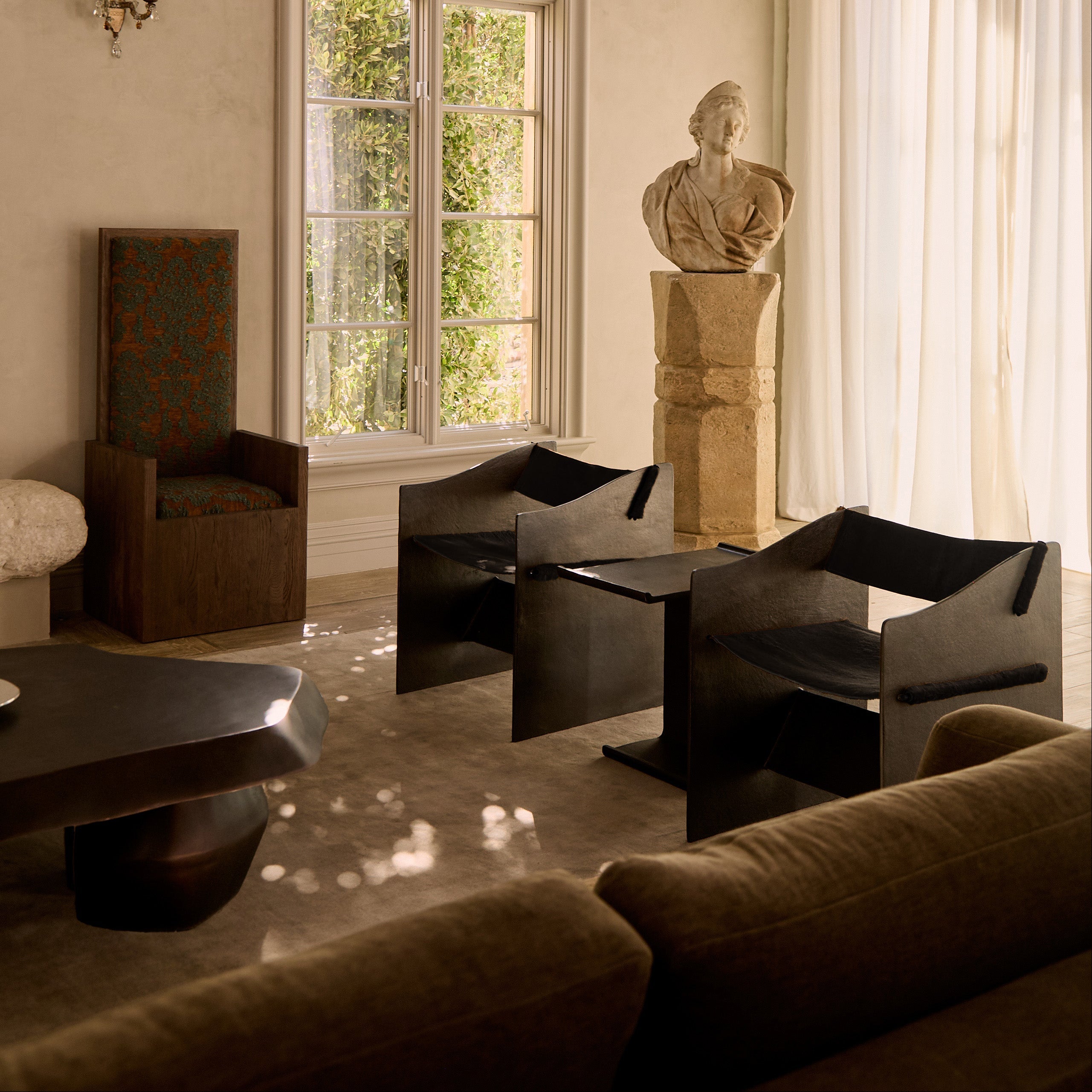 Ingresso Accent Chair - Modern Aluminum Frame with Italian Flair