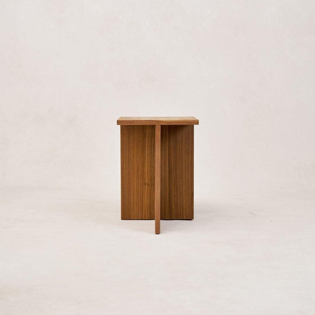 Elegant Walnut Side Table with Magazine Rack - Ojai Design