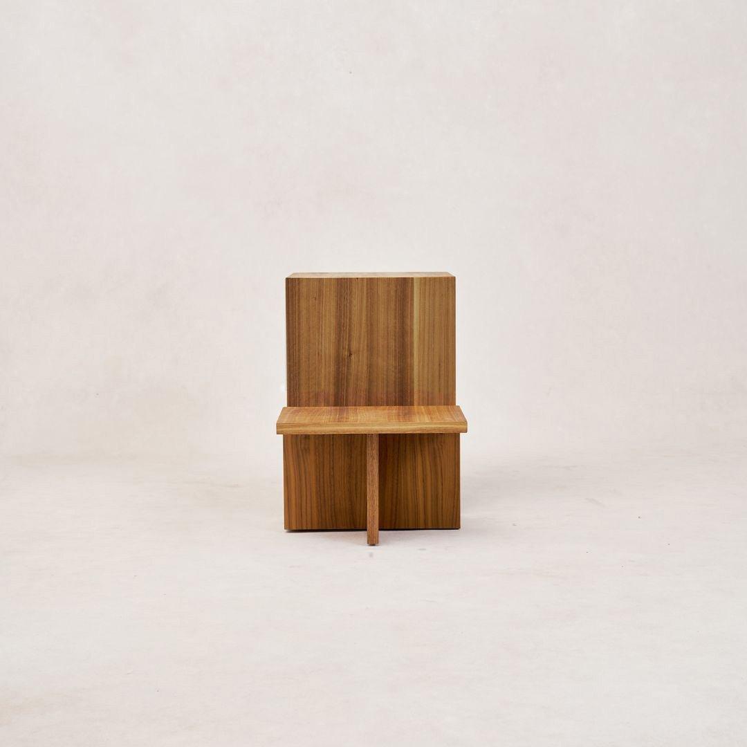 Elegant Walnut Side Table with Magazine Rack - Ojai Design