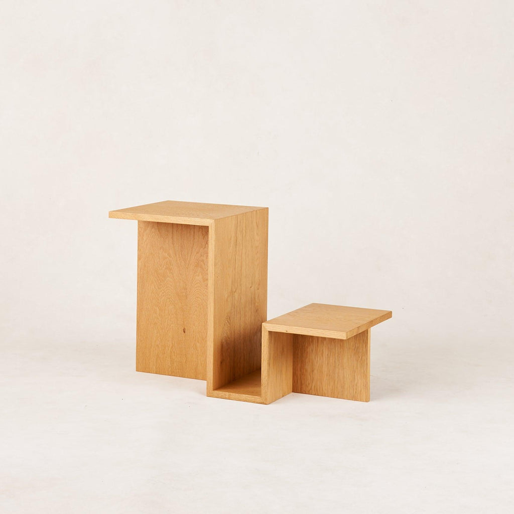 White Oak Valley Side Table with Tiered Design and Magazine Rack